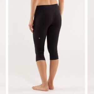 Lululemon "In The Flow" Crop Pants Size 6 *Brand New With Tags*